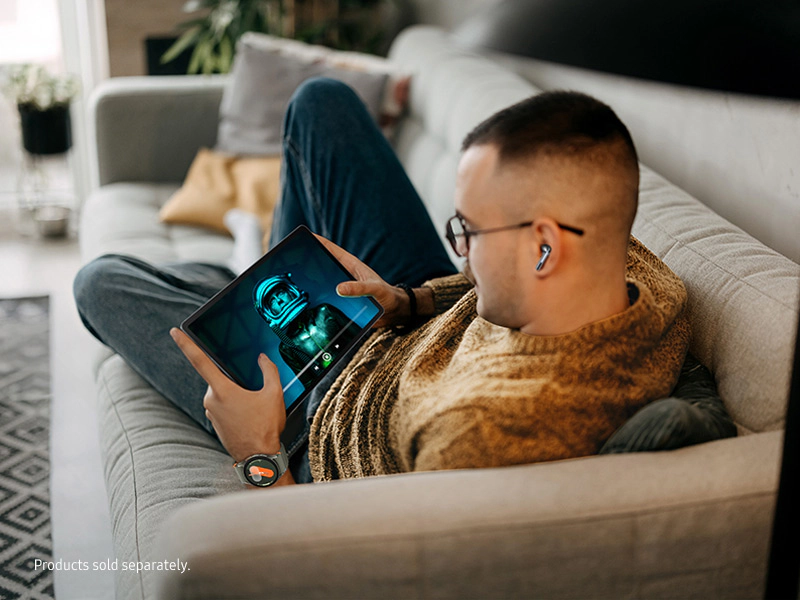 SDSAC-9122-Tab-S10-Plus_Lifestyle-Visual_Durability_RGB-FE-_RGB_2P-Disclaimer-800x600