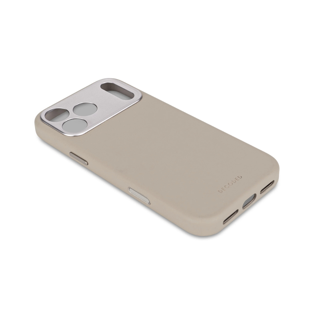 DECODED Gear iPhone 17 Pro Max Leather Case - Solid Clay 06